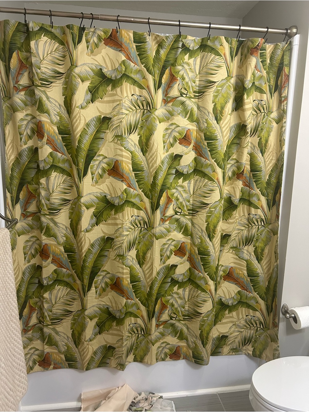 Tommy Bahama Tropical Banana Leaf Shower Curtain in Green and Cream